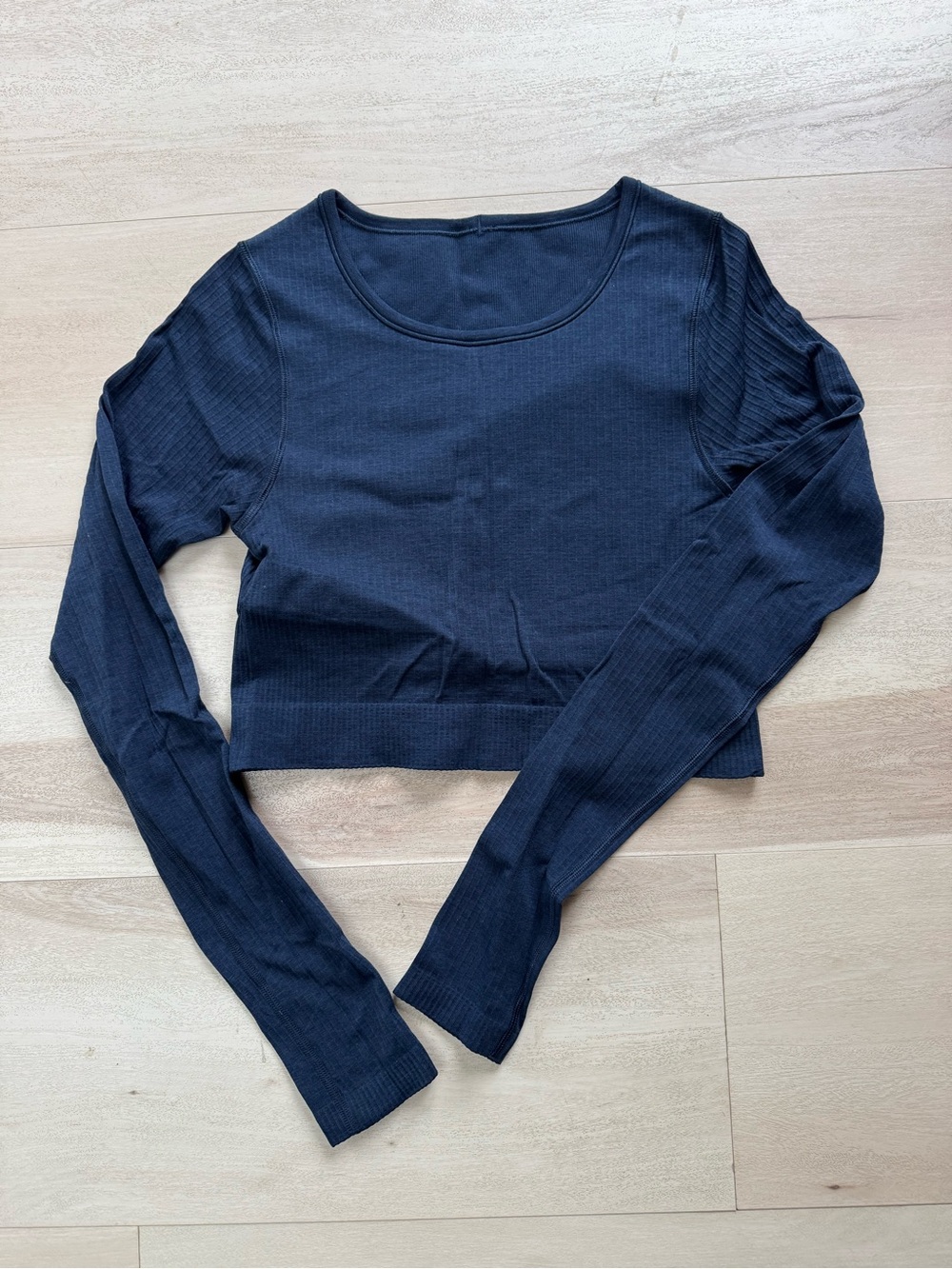 Lululemon ebb to street long sleeve Crop Top - navy